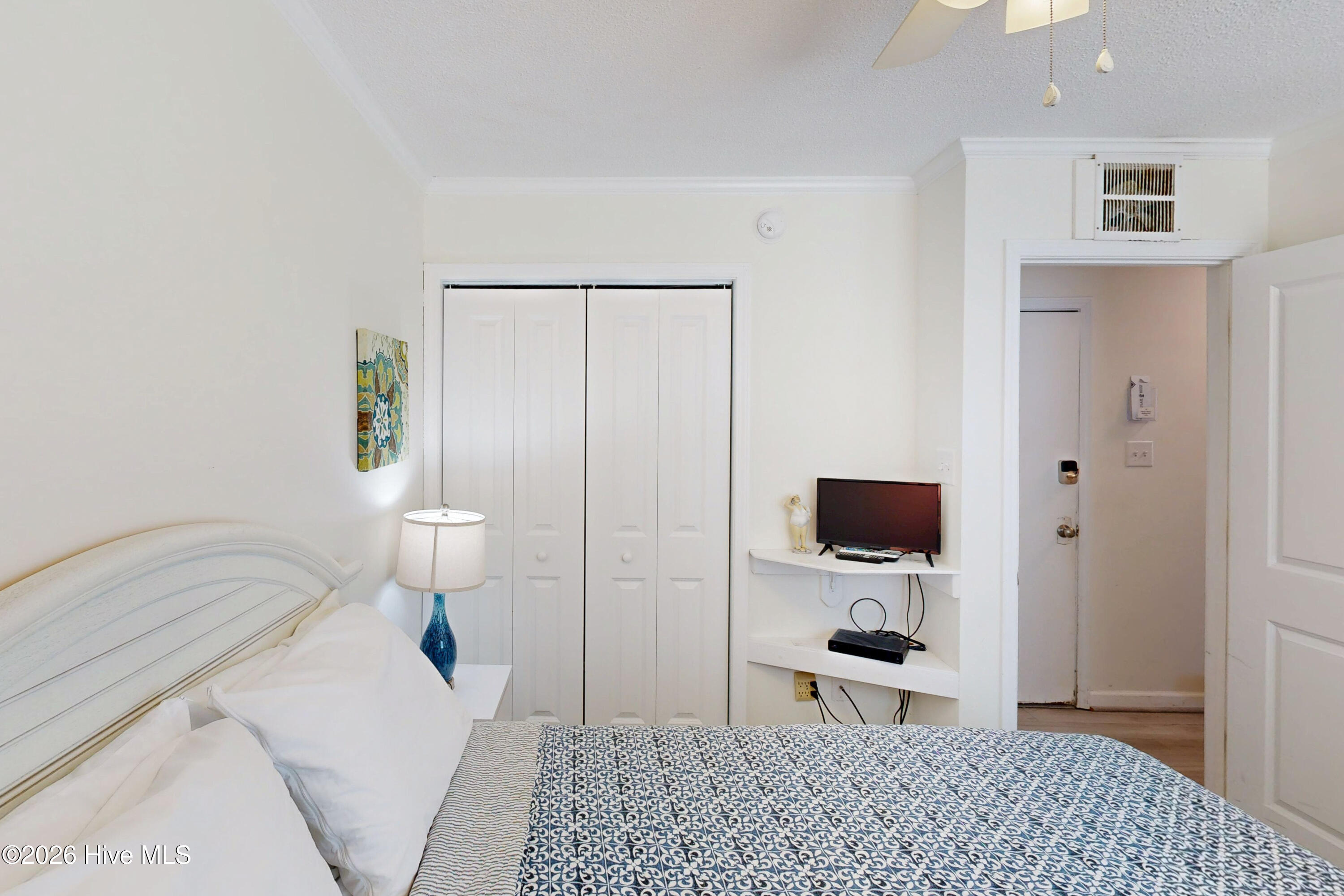 2264 New River Inlet Road, Unit 109 North Topsail Beach, NC 28460 - Photo 14 of 35 109 Topsail Reef - Interior Photos_2