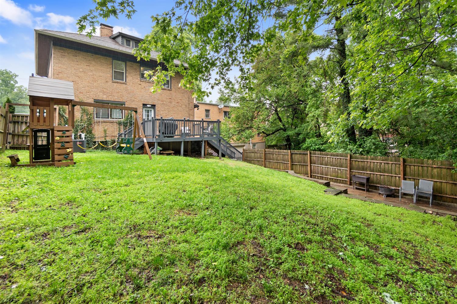 6424 Montgomery Road Cincinnati, OH 45213 - Photo 43 of 46
