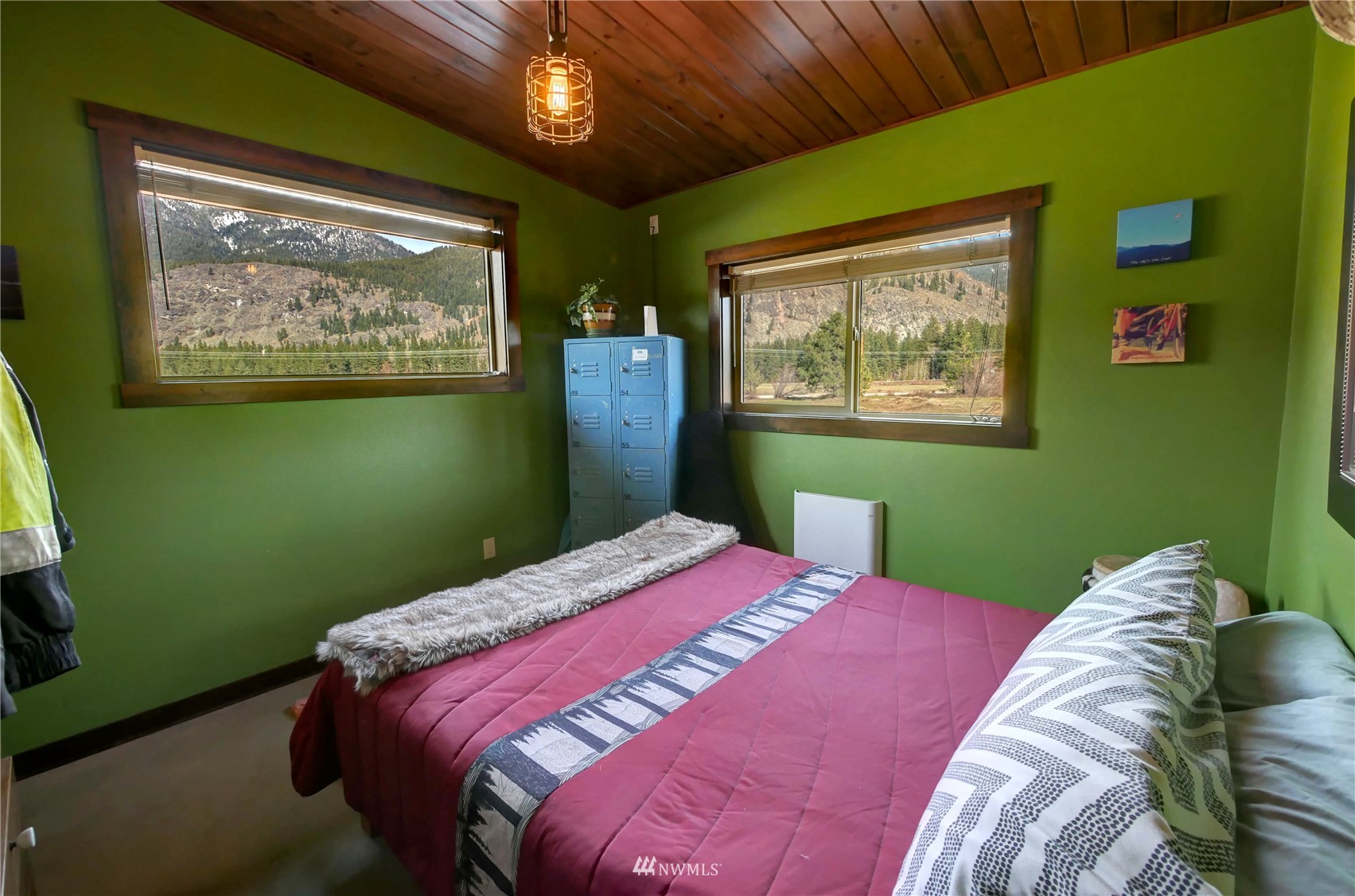13 Frontage Road Winthrop, WA 98862 - Photo 21 of 38 Gallery Image 21