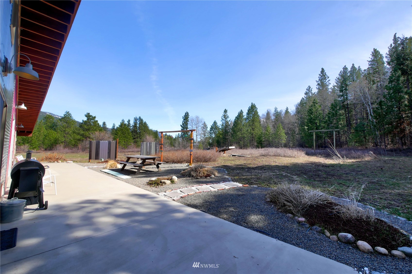 13 Frontage Road Winthrop, WA 98862 - Photo 28 of 38 Gallery Image 28