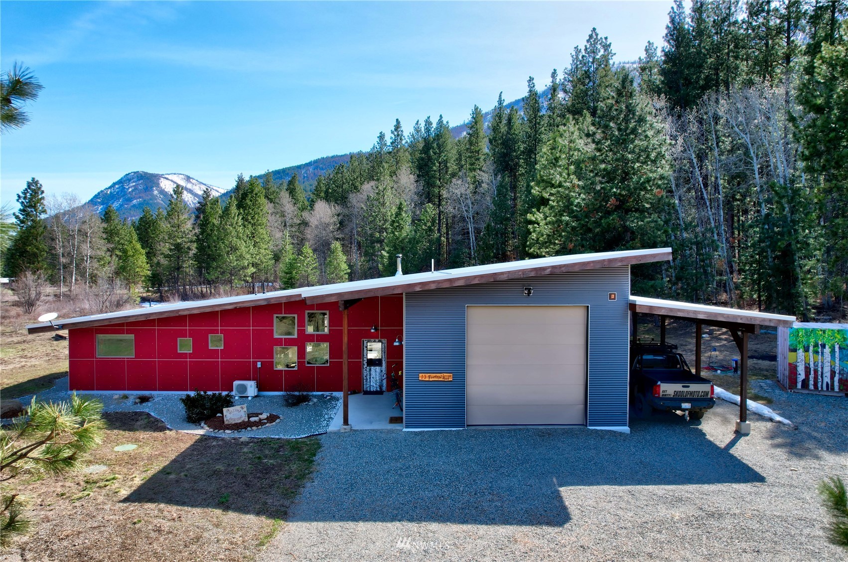 13 Frontage Road Winthrop, WA 98862 - Photo 3 of 38 Gallery Image 3