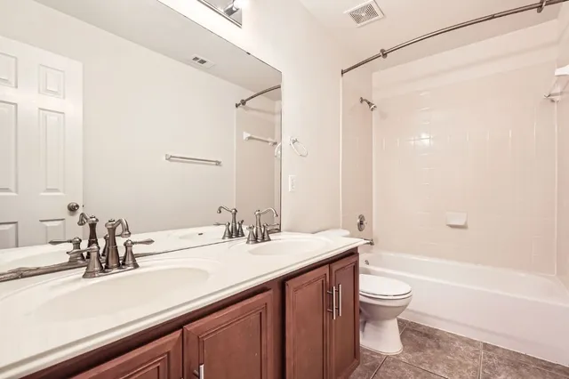 $2,300 | 3423 Shiraz Loop, Round Rock, TX 78665