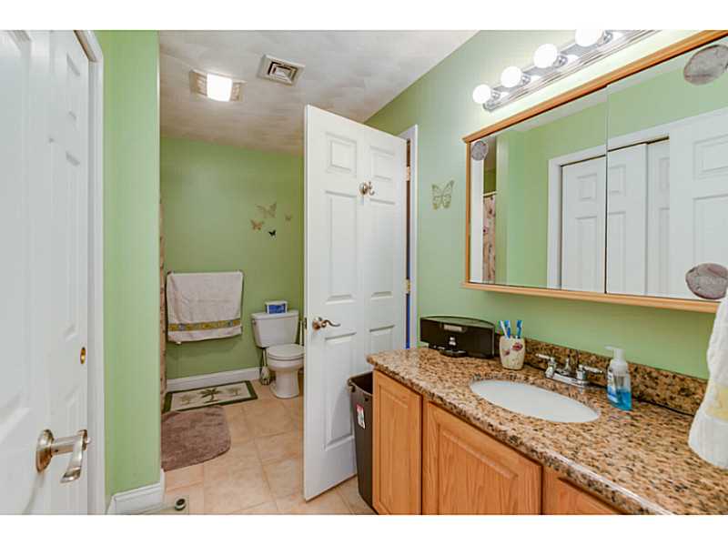168 Orchard Street Woonsocket, RI 02895 - Photo 8 of 17 Bathroom.
