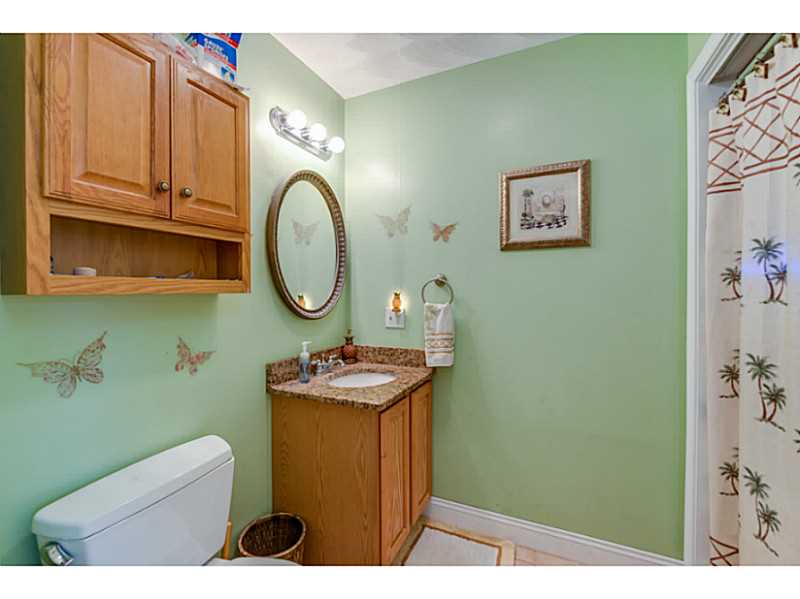168 Orchard Street Woonsocket, RI 02895 - Photo 10 of 17 Bathroom.