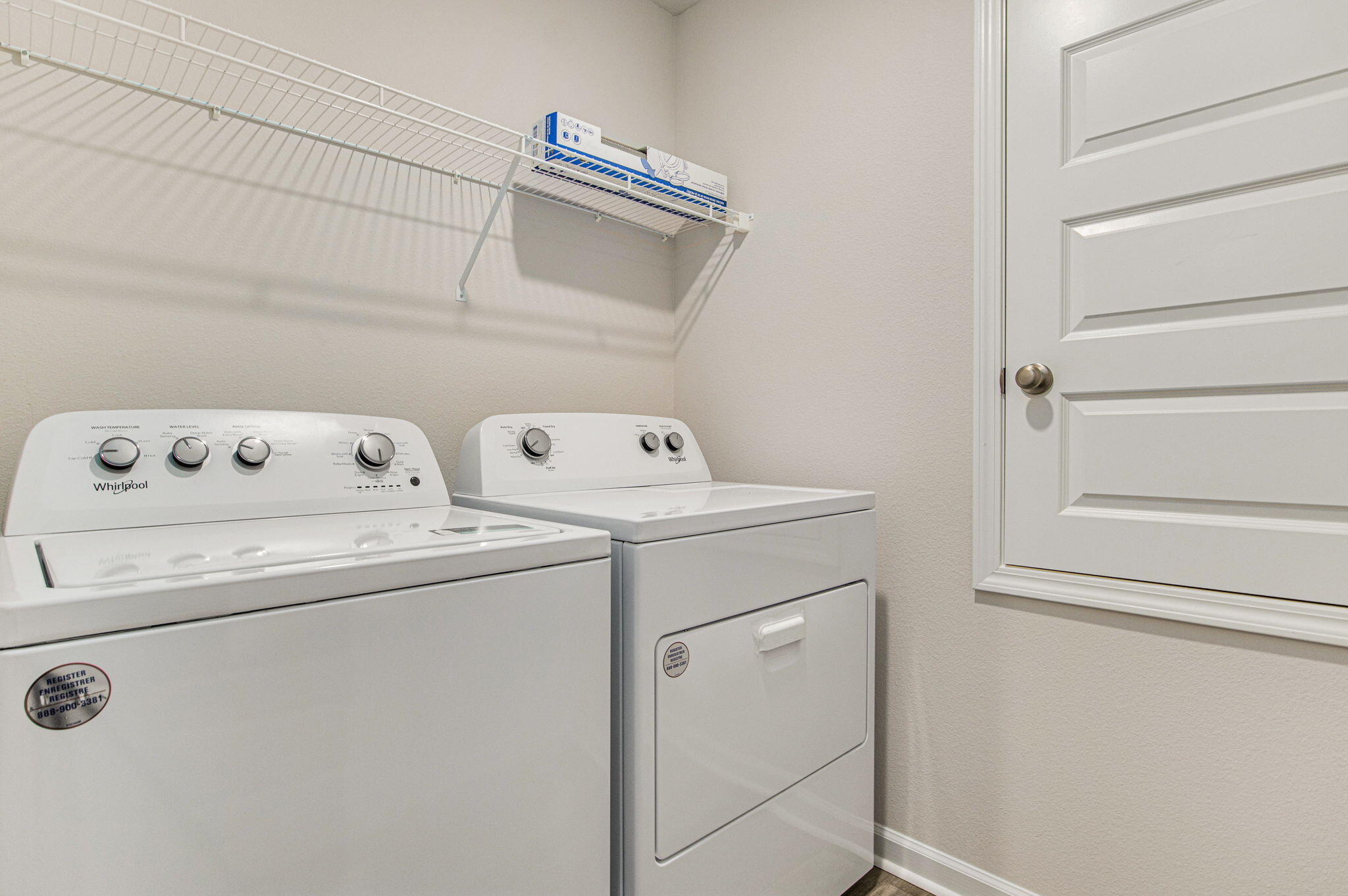 4418 Marine Loop Crestview, FL 32539 - Photo 10 of 35 a utility room with dryer and washer