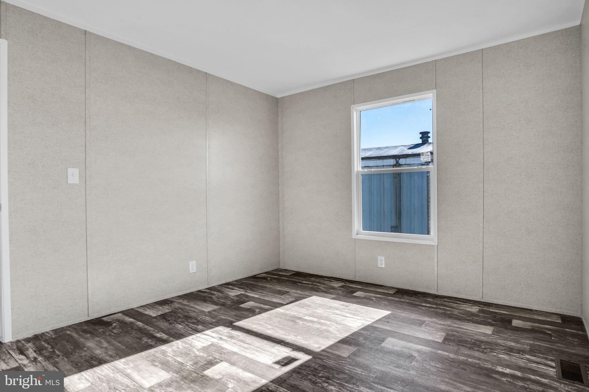 69 Mobile Drive Thomasville, PA 17364 - Photo 13 of 28