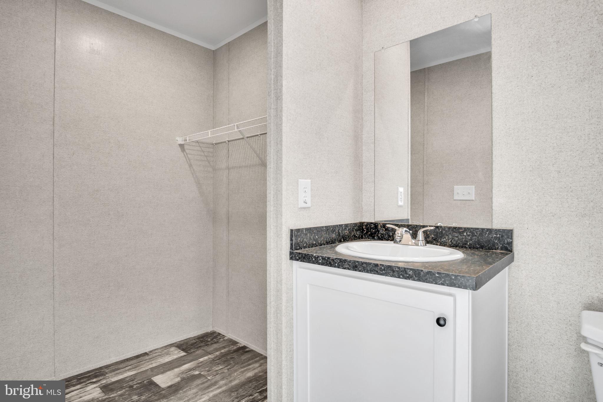 69 Mobile Drive Thomasville, PA 17364 - Photo 20 of 28