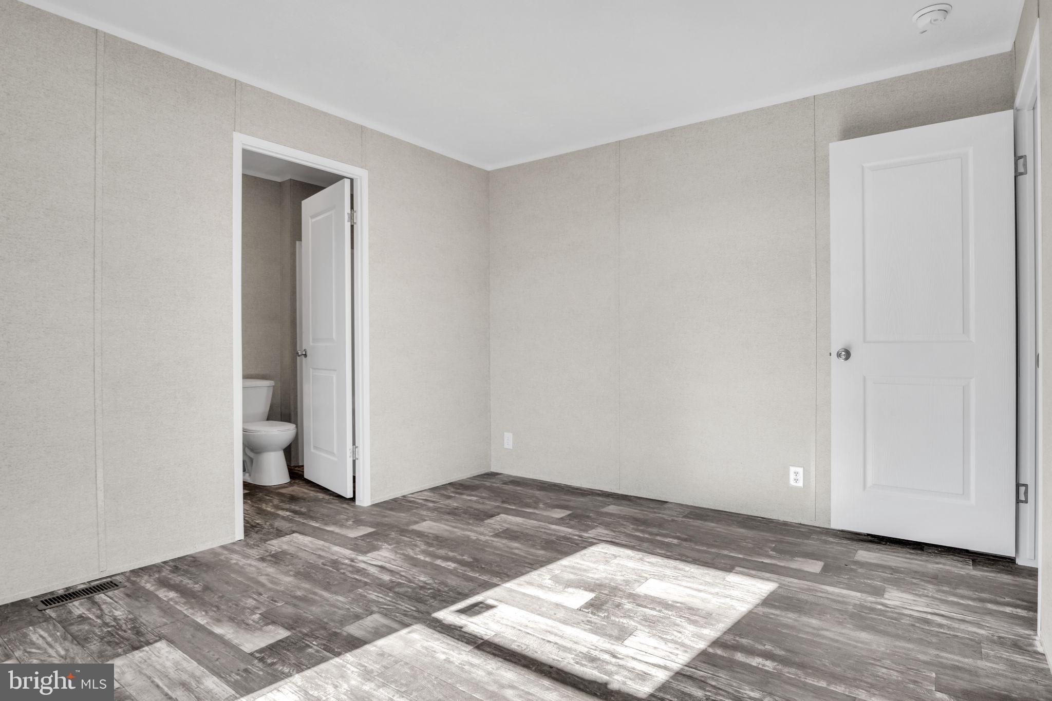 69 Mobile Drive Thomasville, PA 17364 - Photo 22 of 28