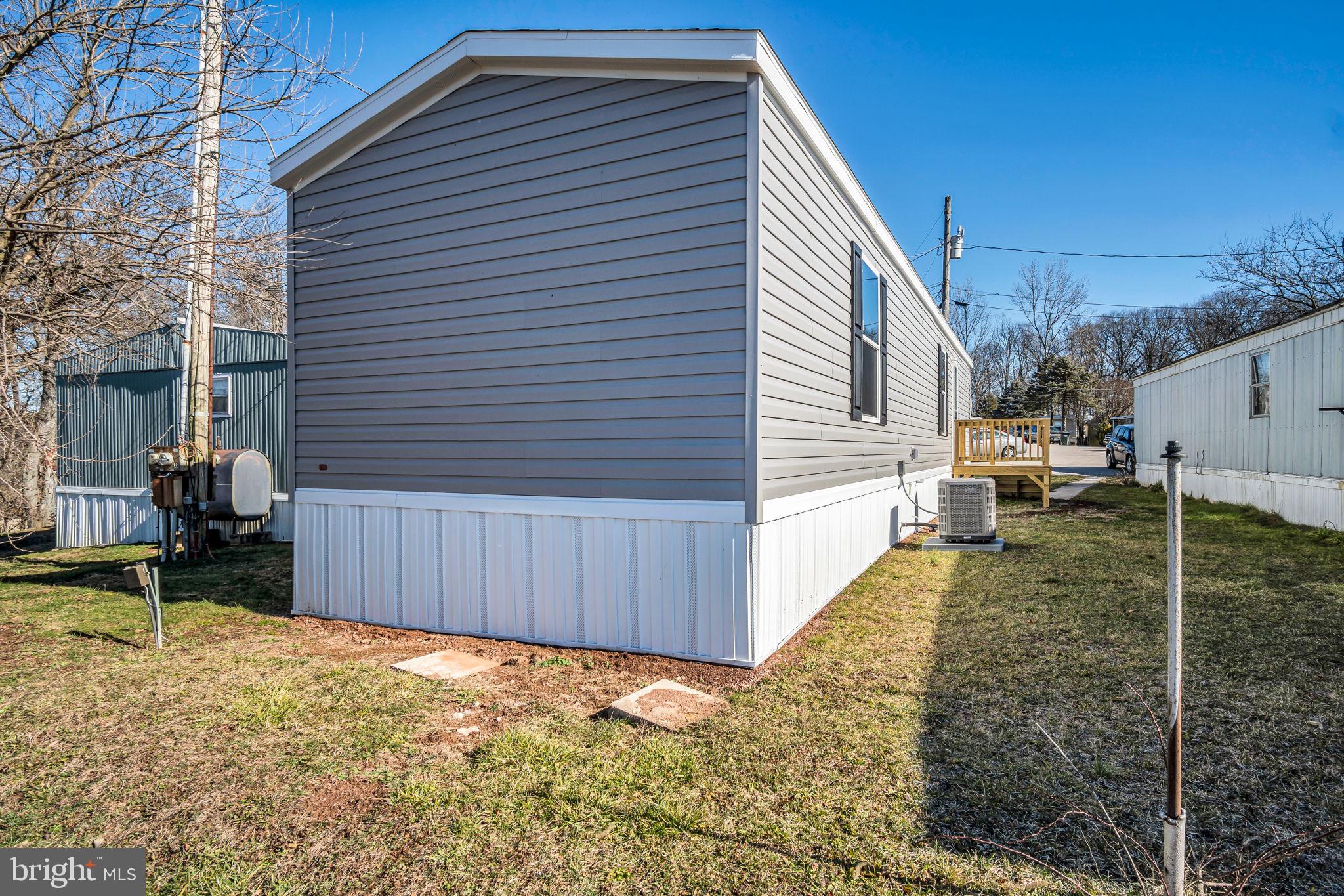 69 Mobile Drive Thomasville, PA 17364 - Photo 25 of 28