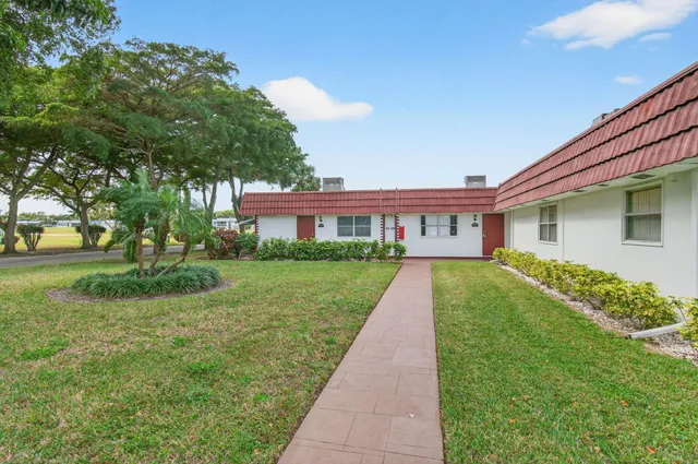 $1,700 | 213 Waterford I Delray Beach, Delray Beach, FL 33446