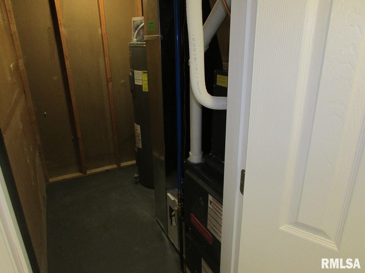 2012 Sheridan Road Pekin, IL 61554 - Photo 25 of 30