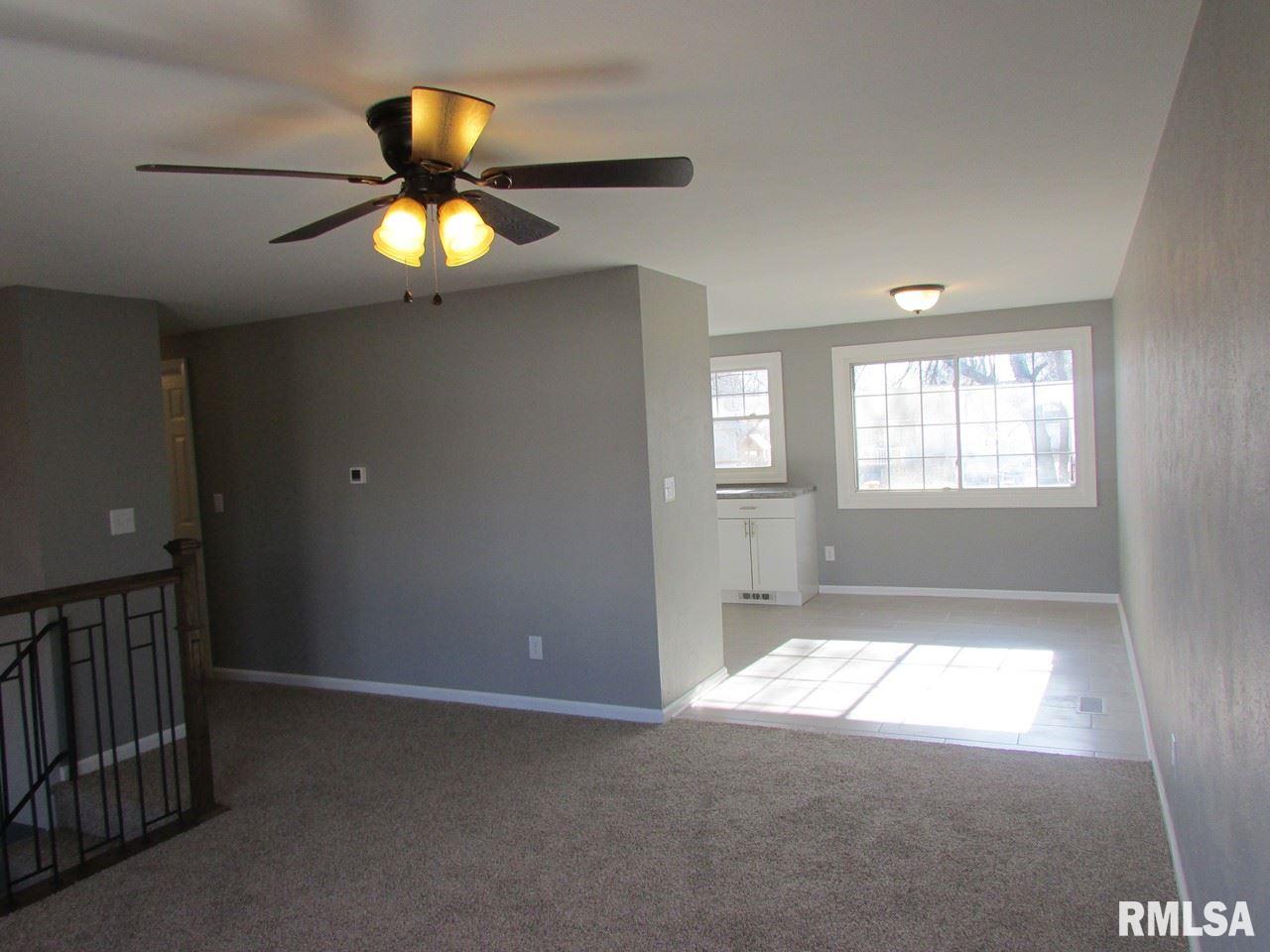 2012 Sheridan Road Pekin, IL 61554 - Photo 3 of 30