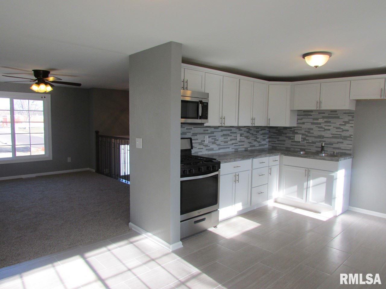 2012 Sheridan Road Pekin, IL 61554 - Photo 7 of 30