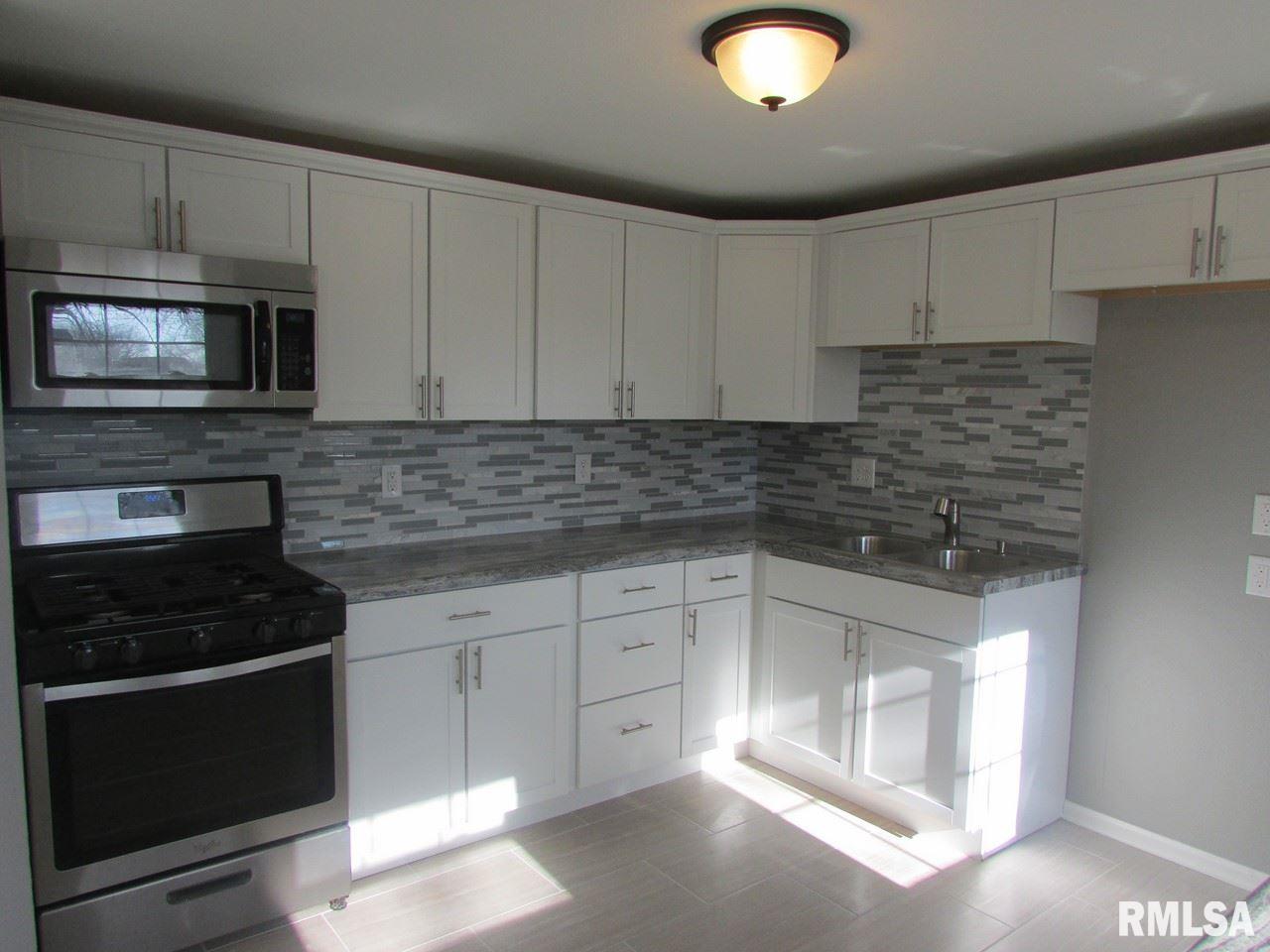2012 Sheridan Road Pekin, IL 61554 - Photo 8 of 30