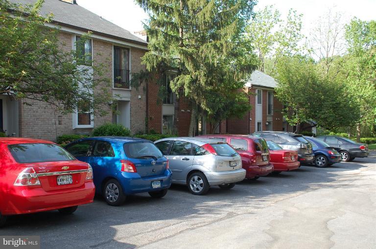 1905 Greenberry Road Baltimore, MD 21209 - Photo 22 of 28 Community