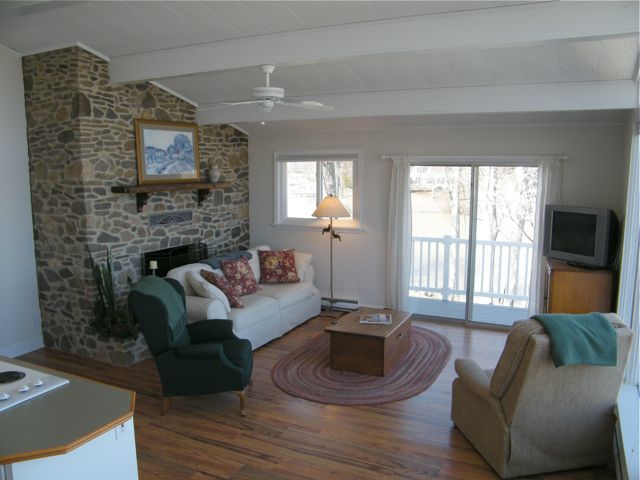 2755 Northridge Road Hardy, VA 24101 - Photo 9 of 22 Living Room