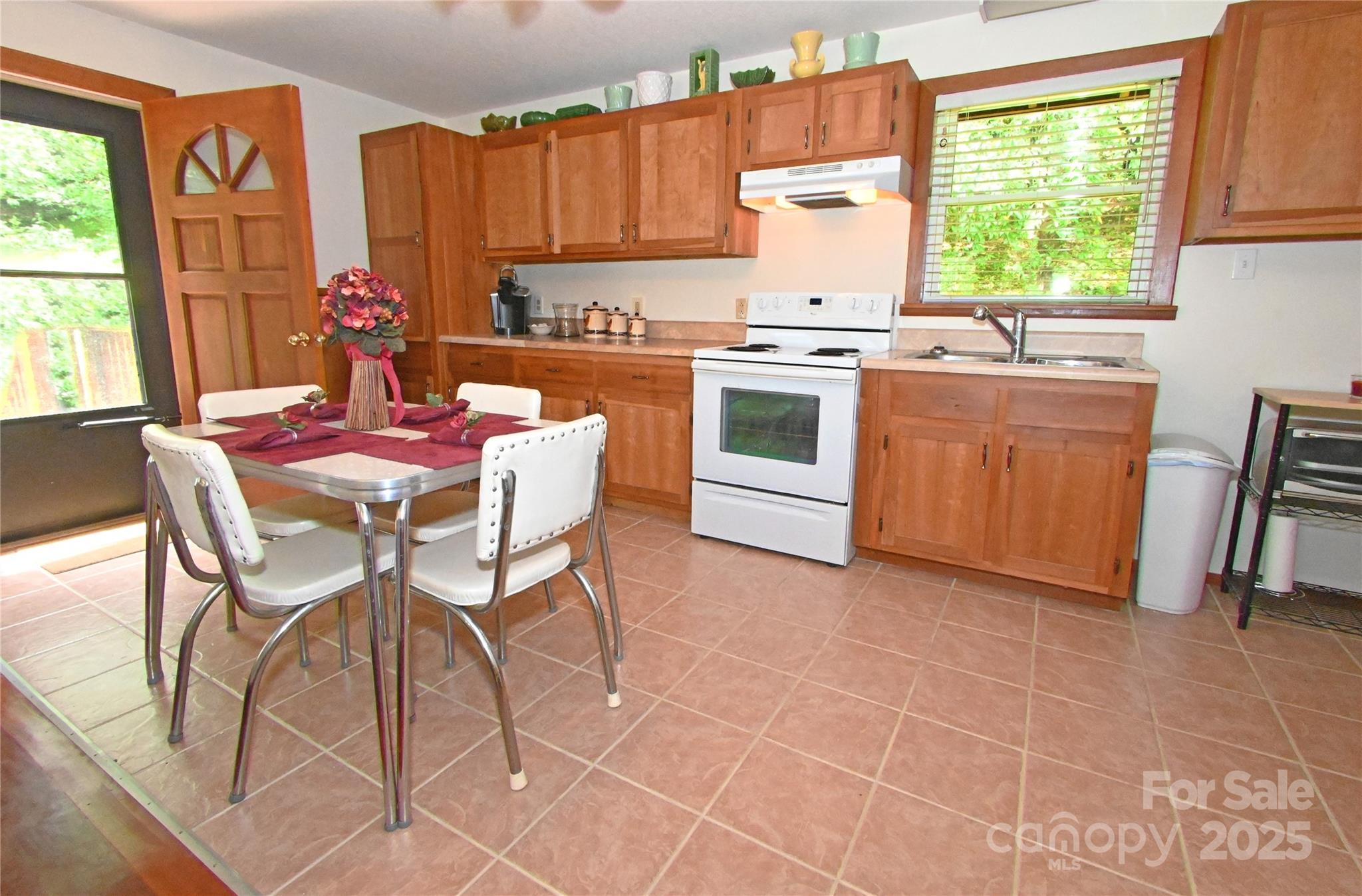 833 Sprinkle Branch Road Marshall, NC 28753 - Photo 13 of 40 Gallery Image 13
