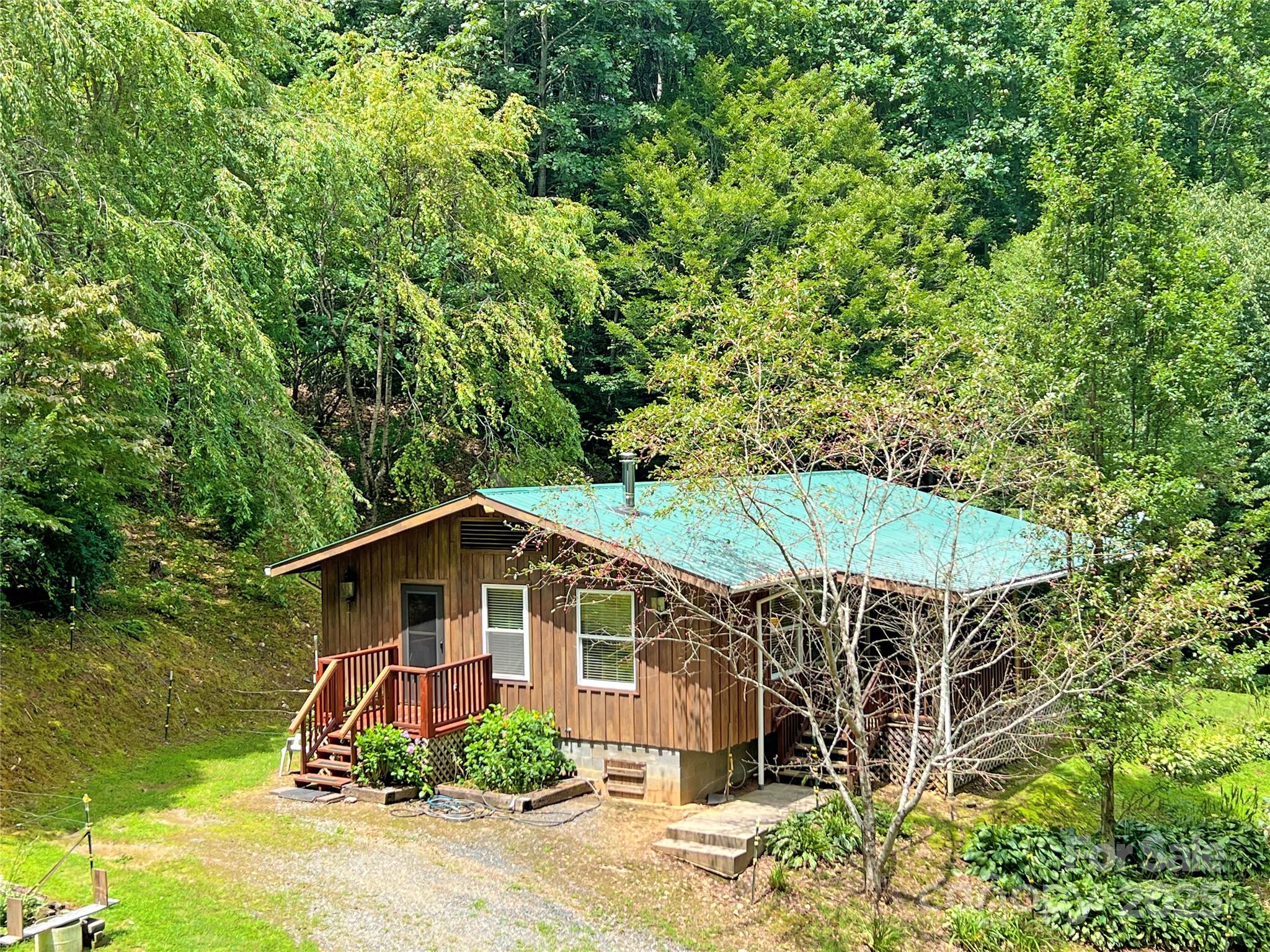 833 Sprinkle Branch Road Marshall, NC 28753 - Photo 24 of 40 Gallery Image 24