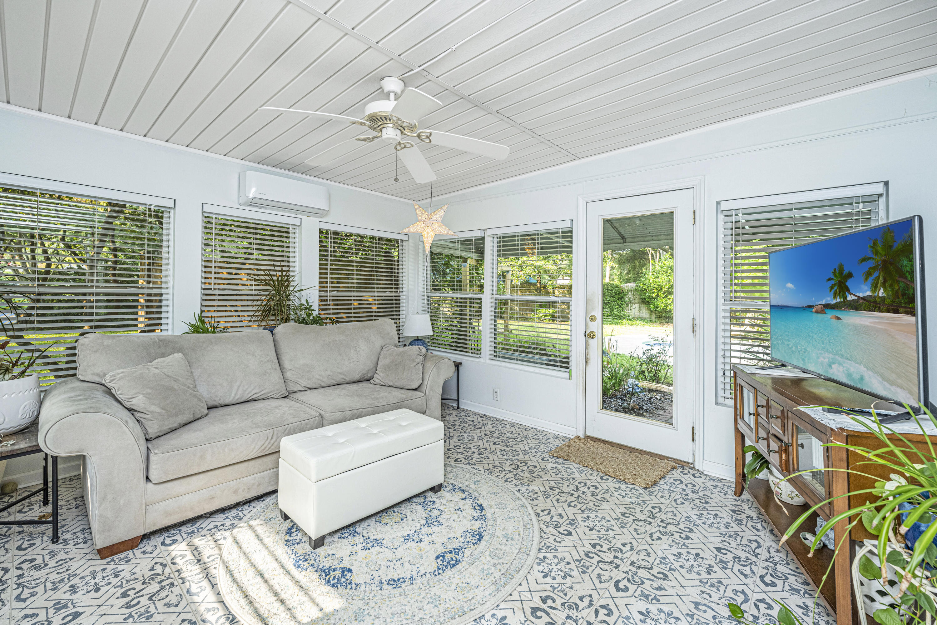 1270 Old Colony Road Mount Pleasant, SC 29464 - Photo 17 of 42 1270OldColonyRd16