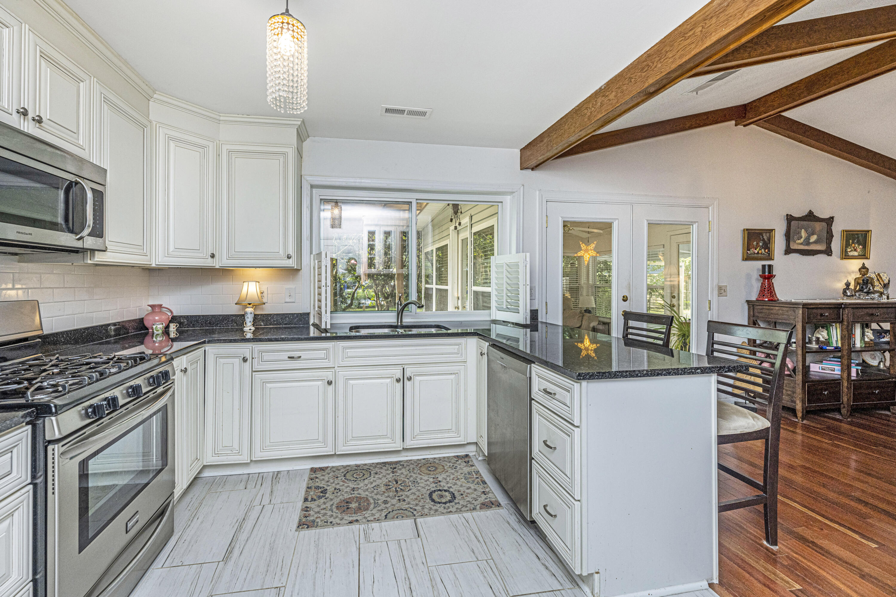 1270 Old Colony Road Mount Pleasant, SC 29464 - Photo 10 of 42 1270OldColonyRd13