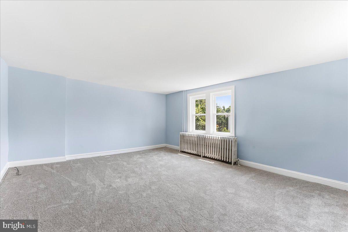 1007 Livingston Road Phoenixville, PA 19460 - Photo 5 of 30