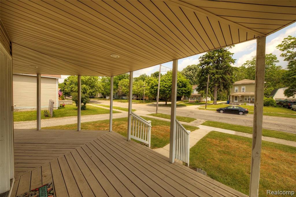 503 East Clinton Street Howell, MI 48843 - Photo 3 of 58