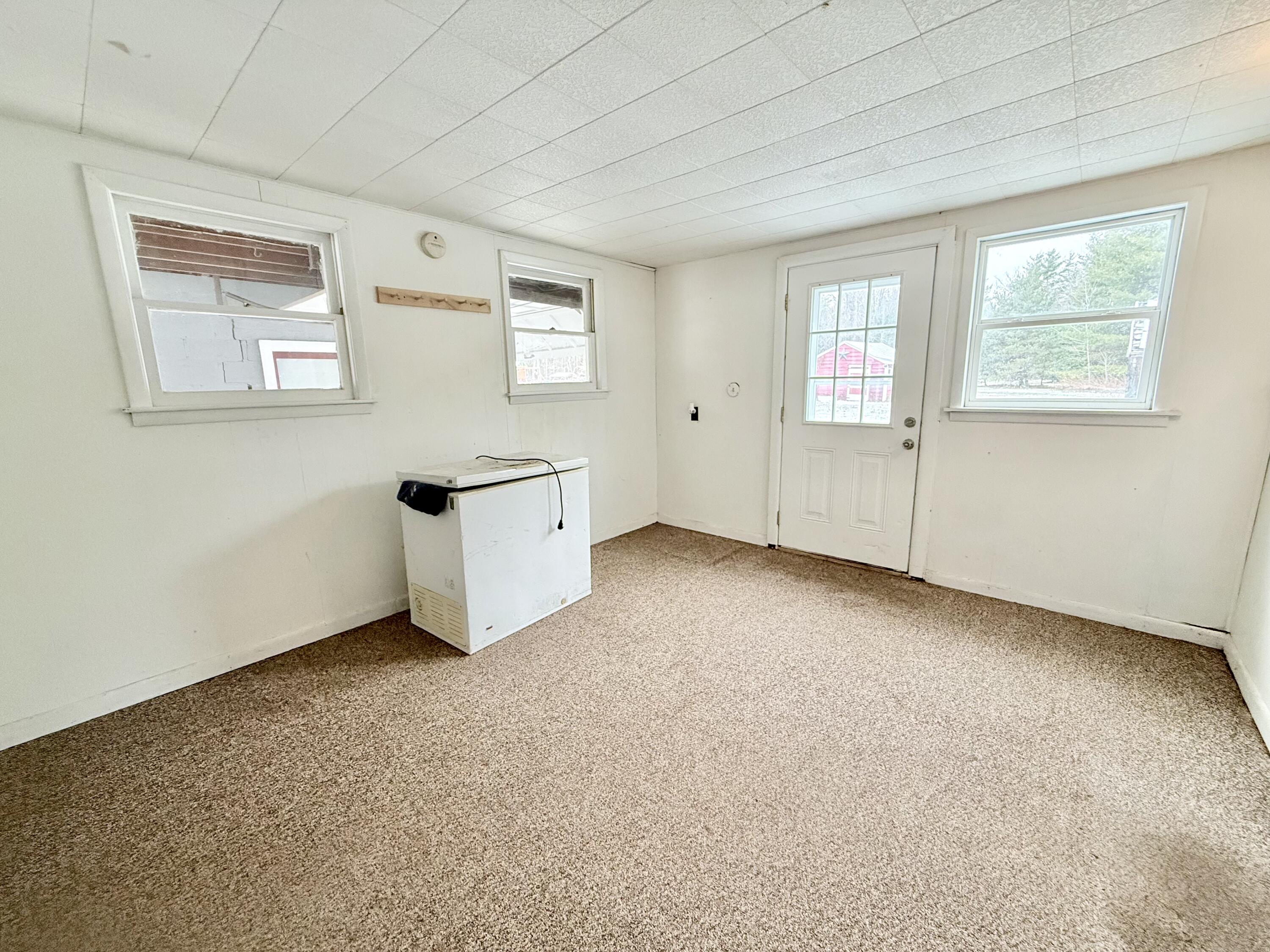 328 Salmon River Road Plattsburgh, NY 12901 - Photo 13 of 16 Gallery Image 13