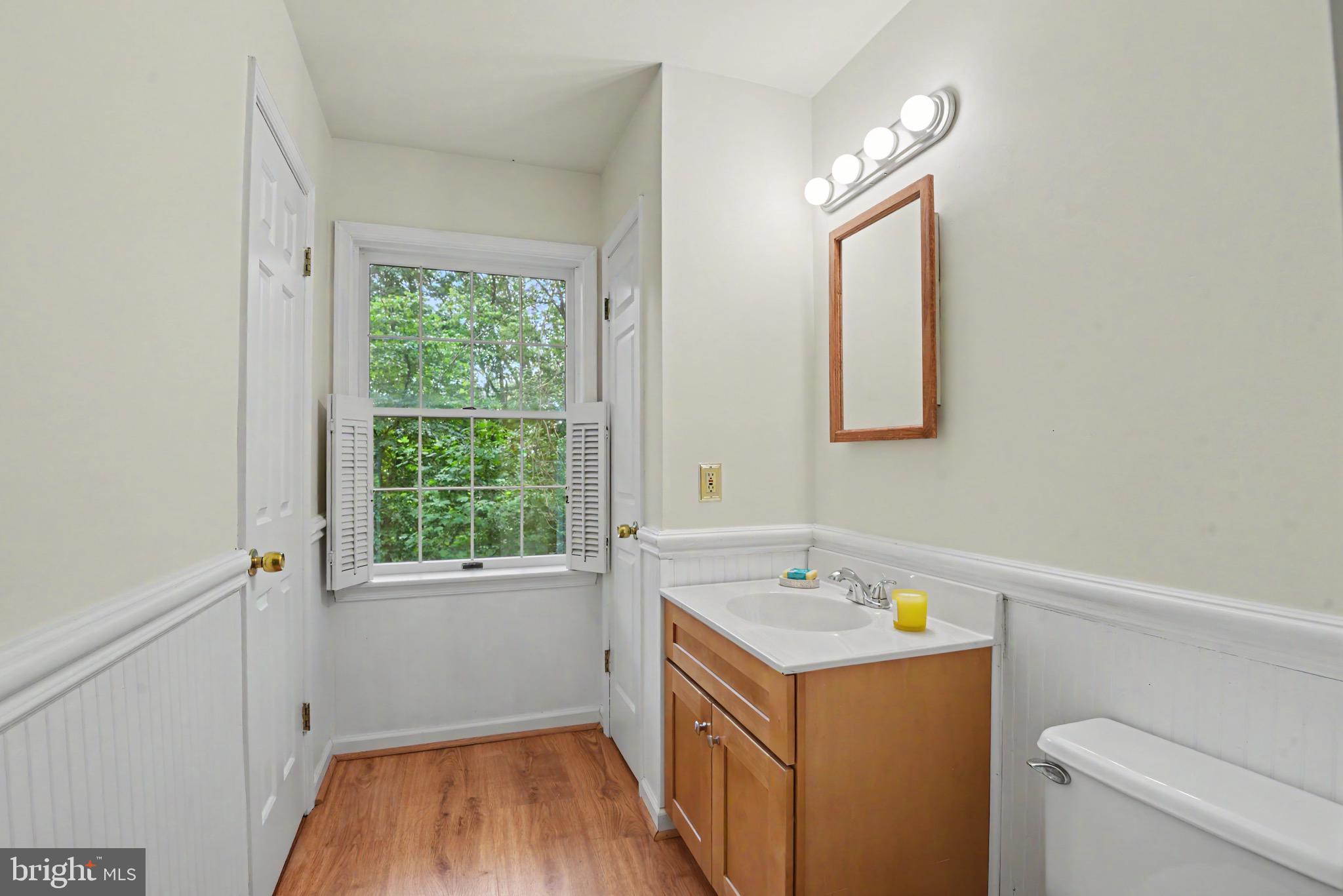 2055 Manchester Road Westminster, MD 21157 - Photo 38 of 52 2nd floor main full bath