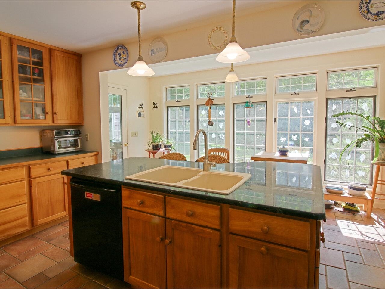 320 Shaker Hill Road Starksboro, VT 05487 - Photo 9 of 45 Gallery Image 9