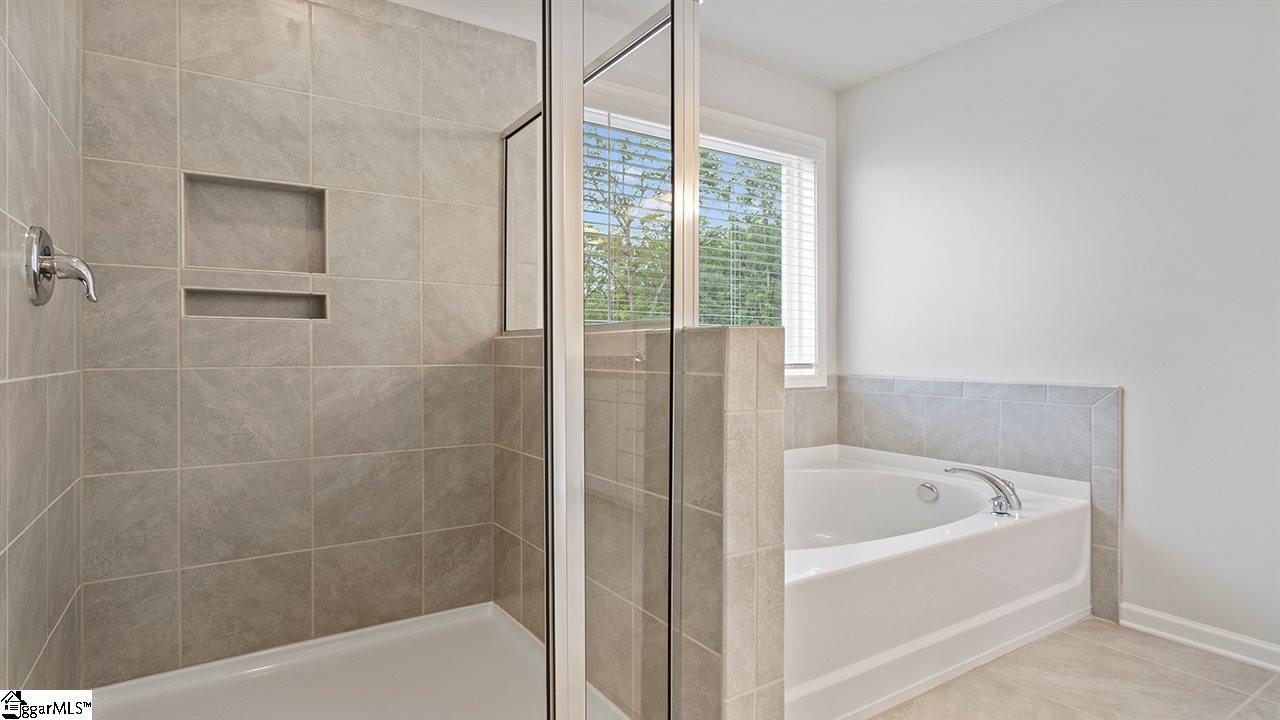 413 Wildflower Road Easley, SC 29642 - Photo 17 of 36