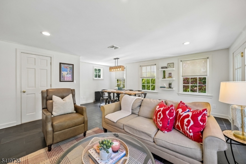 11 Hawthorne Road Short Hills, NJ 07078 - Photo 17 of 40