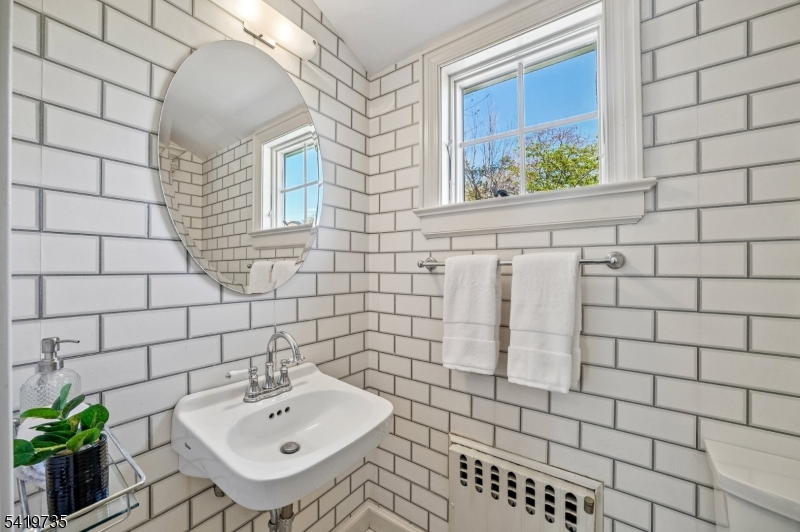 11 Hawthorne Road Short Hills, NJ 07078 - Photo 27 of 40