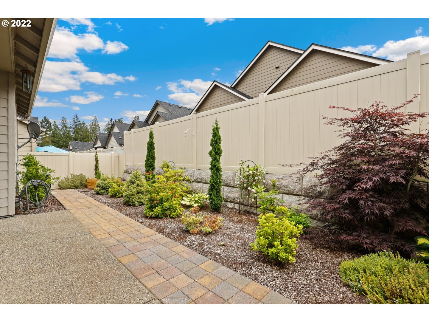 1719 Northeast 175th Street Ridgefield, WA 98642 - Photo 28 of 32 a view of a street with flower plants