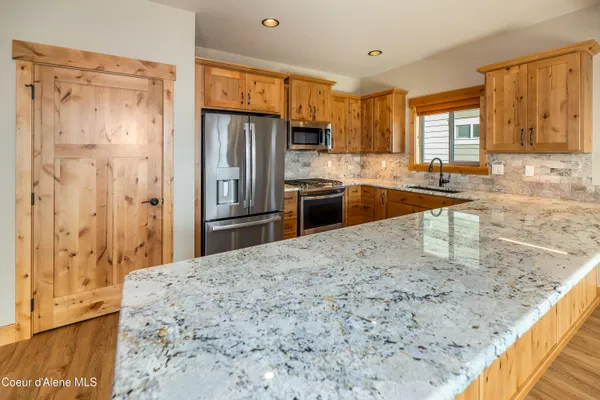 $1,498,000 | 110 Palouse Drive, Unit B2, Nordman, ID 83848