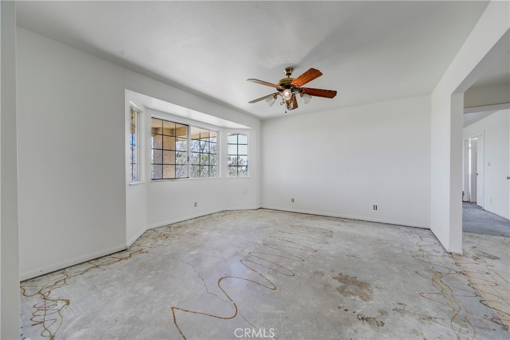 2837 Sequoia Road Pinon Hills, CA 92371 - Photo 15 of 52