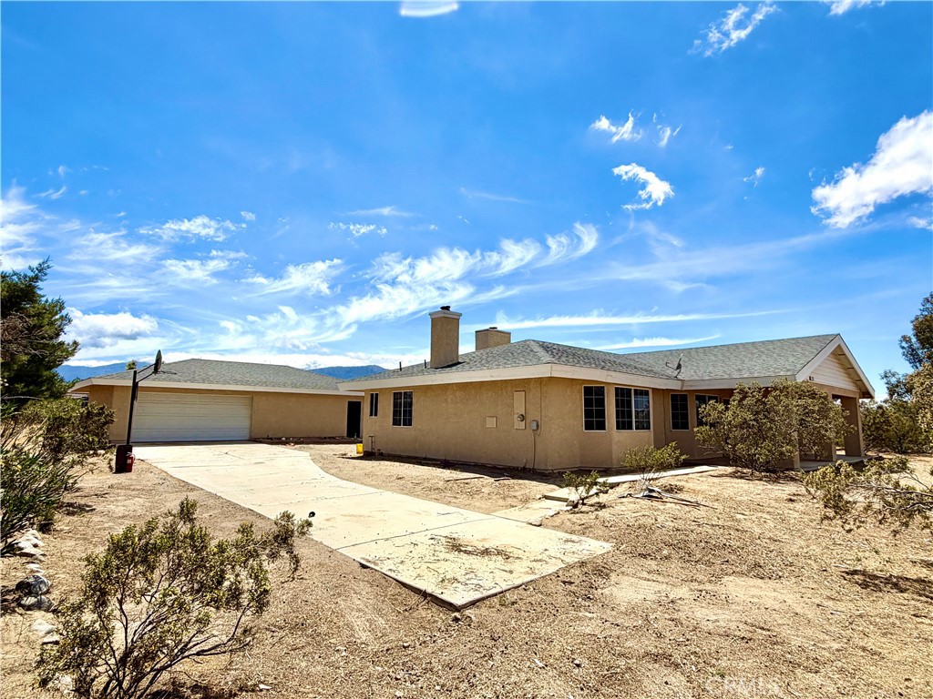 2837 Sequoia Road Pinon Hills, CA 92371 - Photo 2 of 52