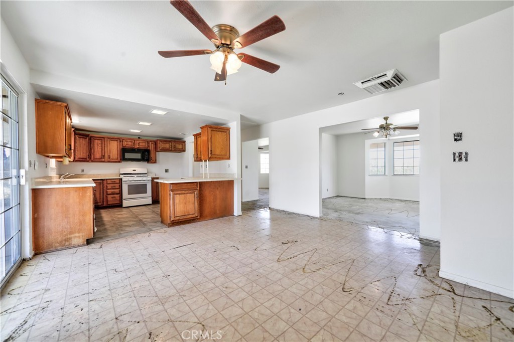 2837 Sequoia Road Pinon Hills, CA 92371 - Photo 22 of 52