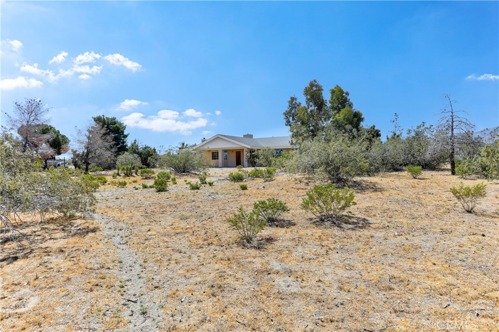 2837 Sequoia Road Pinon Hills, CA 92371 - Photo 6 of 52
