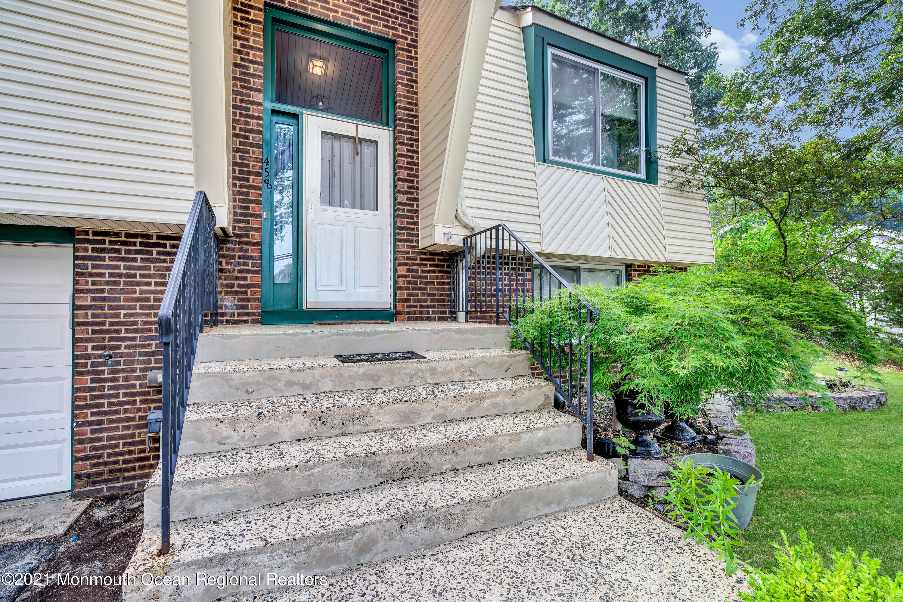 458 Brewers Bridge Road Jackson, NJ 08527 - Photo 5 of 27 a view of a house with a yard