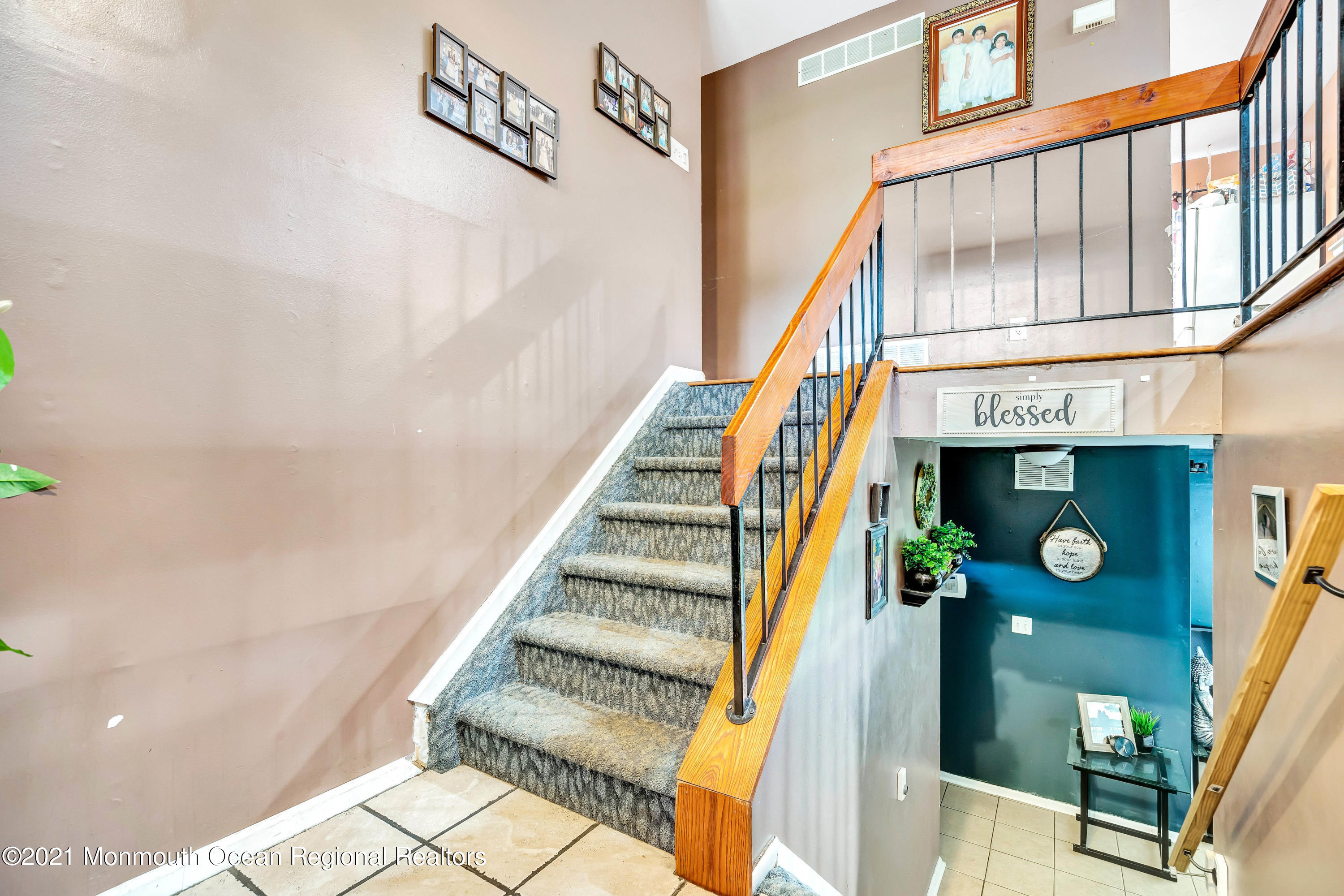 458 Brewers Bridge Road Jackson, NJ 08527 - Photo 8 of 27 a view of entryway