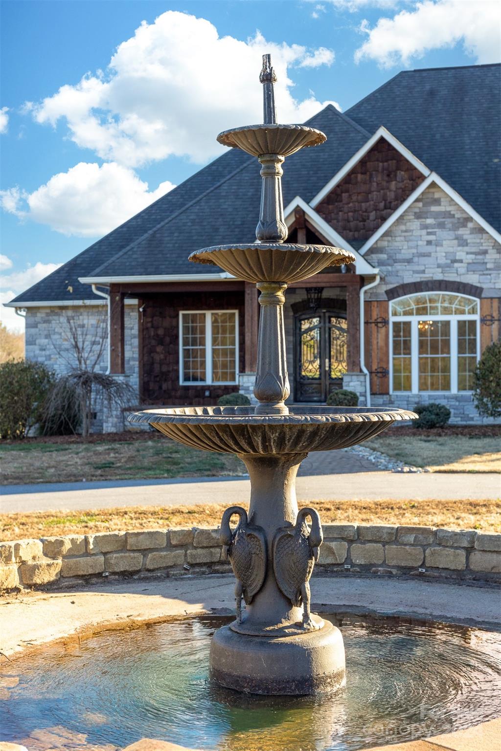 454 Legion Road Lenoir, NC 28645 - Photo 3 of 42 Gallery Image 3