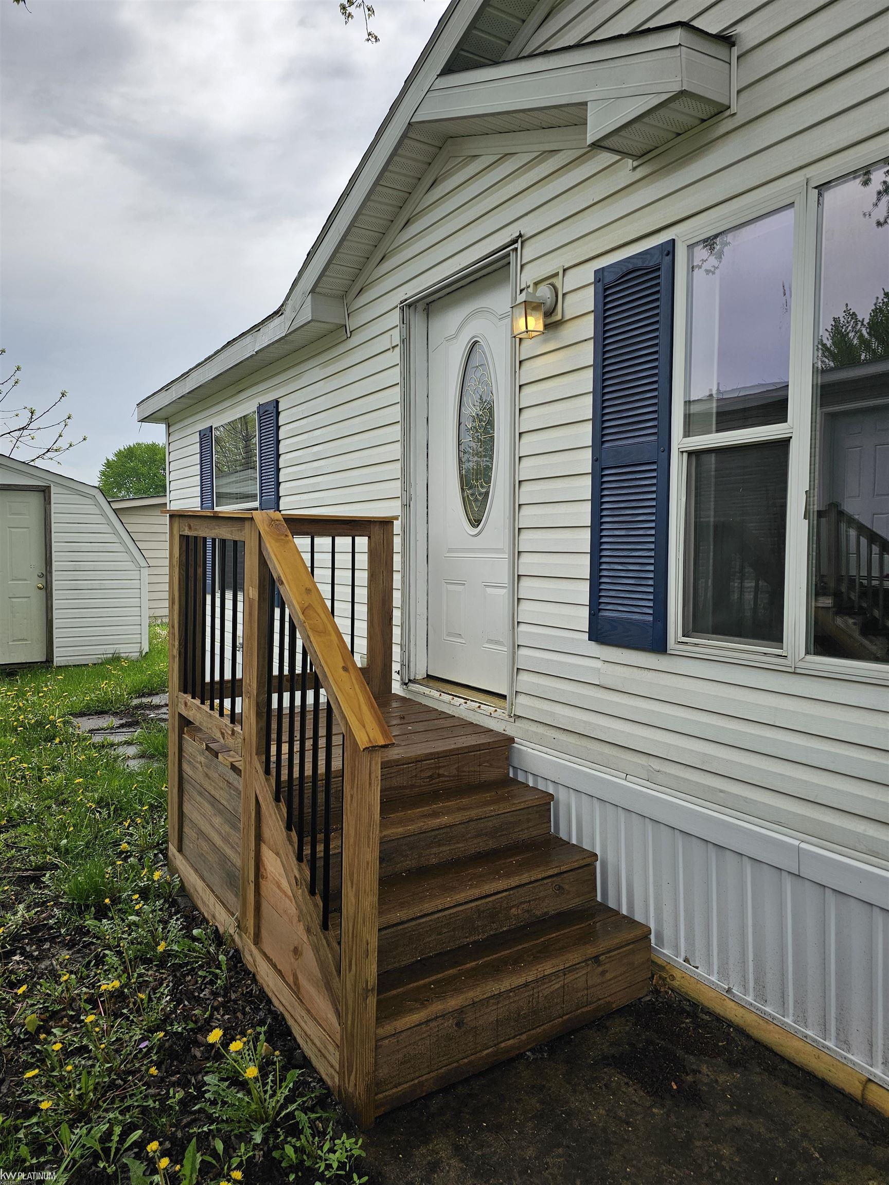 11723 Cascade Circle Romeo, MI 48065 - Photo 2 of 37