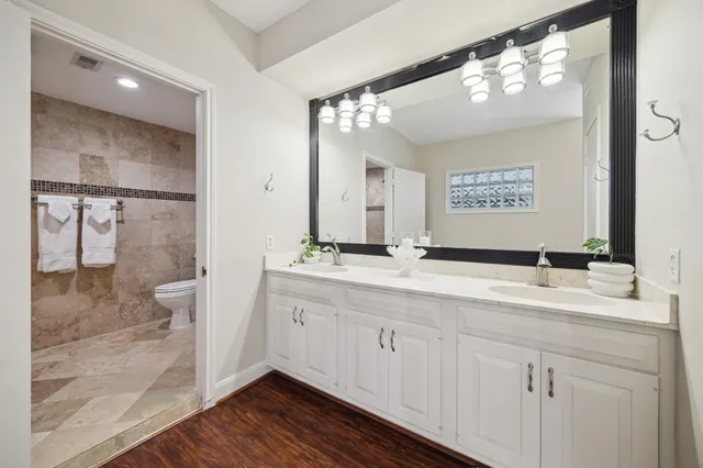 $599,000 | 7924 Woodway Drive, Houston, TX 77063