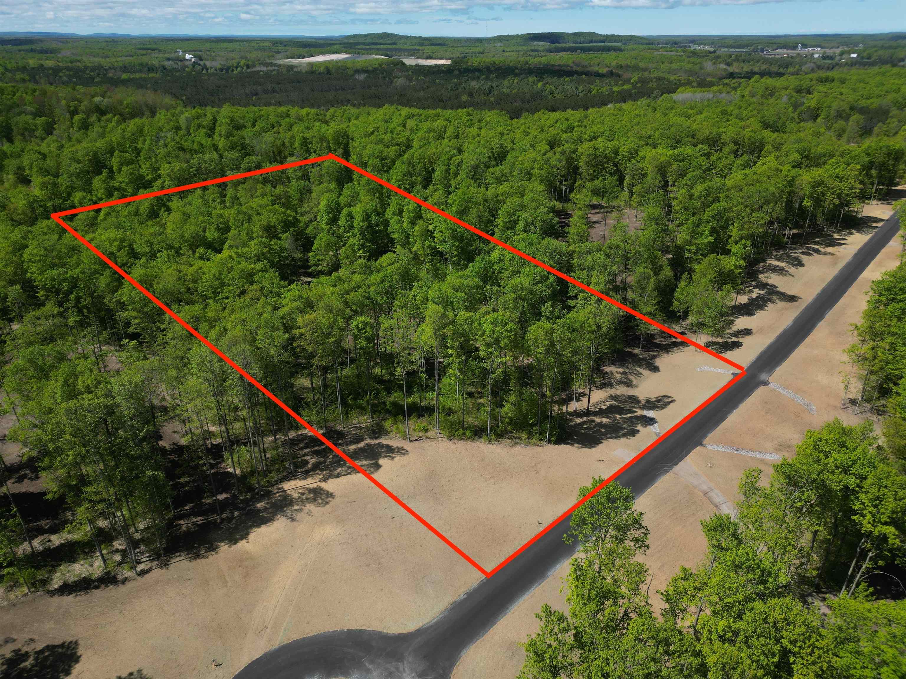 1474 East Solaris Way Traverse City, MI 49684 - Photo 2 of 11 1936713-01A81942-19F2-4349-B03C-3DDC0DC56C5E.JPG
