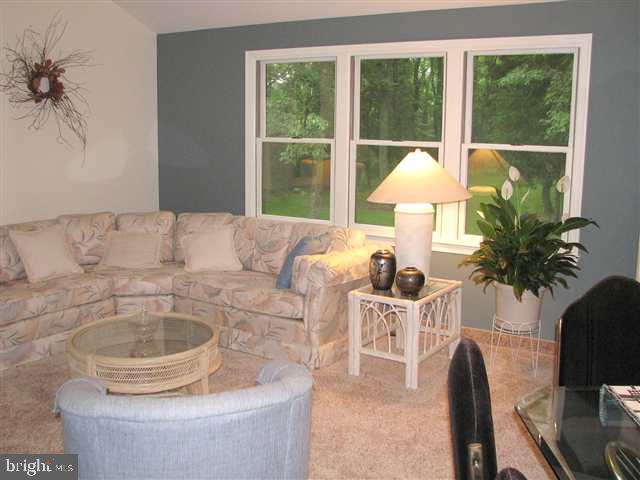 110 Adams Road Carlisle, PA 17015 - Photo 5 of 10 Gallery Image 5