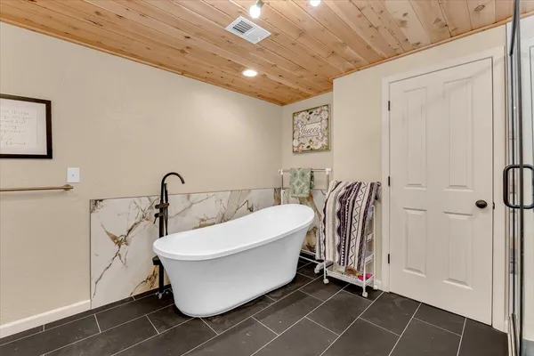 $142,500 | 821 St Marks Street, Unit SPC 11, Redding, CA 96003