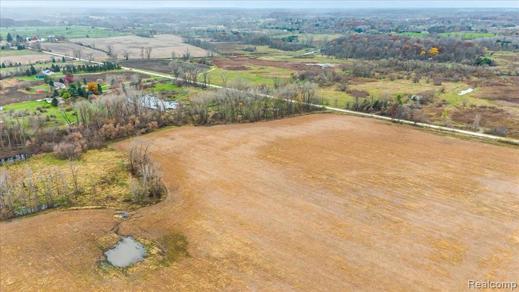 9542 Byron Road Howell, MI 48855 - Photo 7 of 12 Gallery Image 7