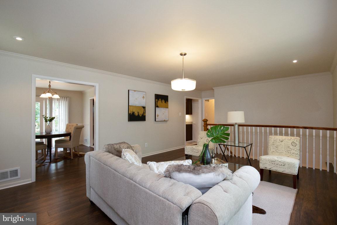 6419 Rivington Road Springfield, VA 22152 - Photo 13 of 37 Gallery Image 13