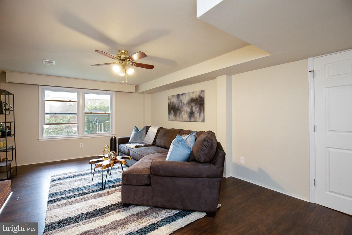 6419 Rivington Road Springfield, VA 22152 - Photo 29 of 37 Gallery Image 29