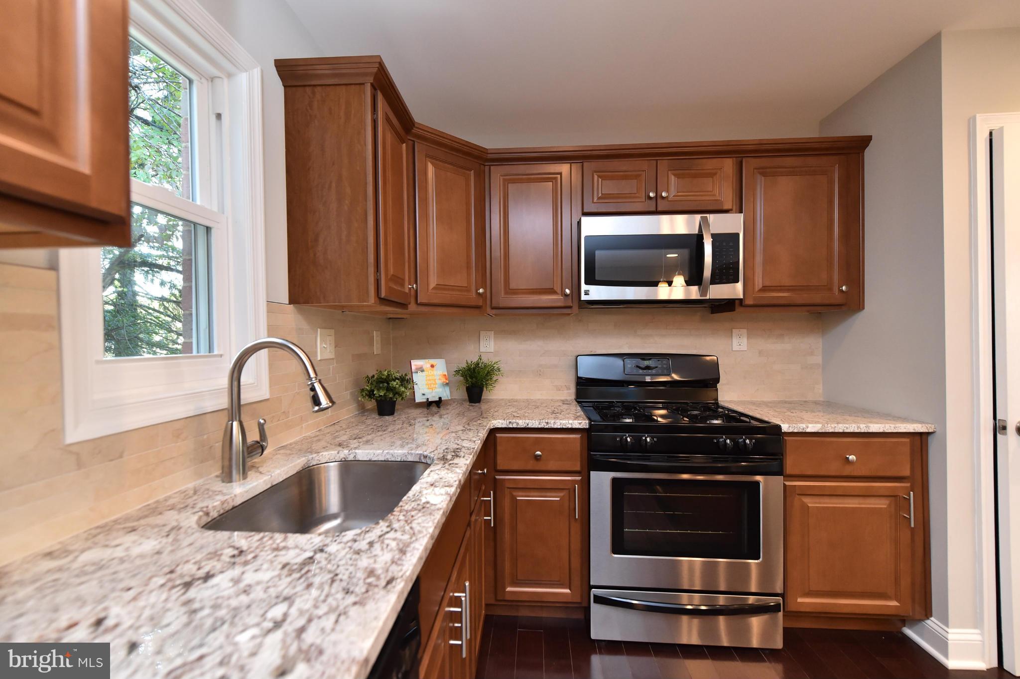 1308 Saddleback Road Baltimore, MD 21208 - Photo 11 of 30 Kitchen